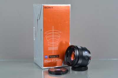 Lot 571 - A Sony Carl Zeiss T* 85mm f/1.4 ZA Planar Lens