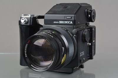 Lot 583 - A Zenza Bronica ERTS Camera