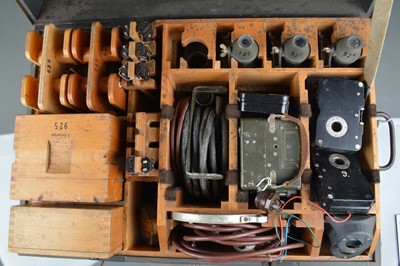 Lot 660 - A Siemens German WWII 16mm Bomb Recording Camera