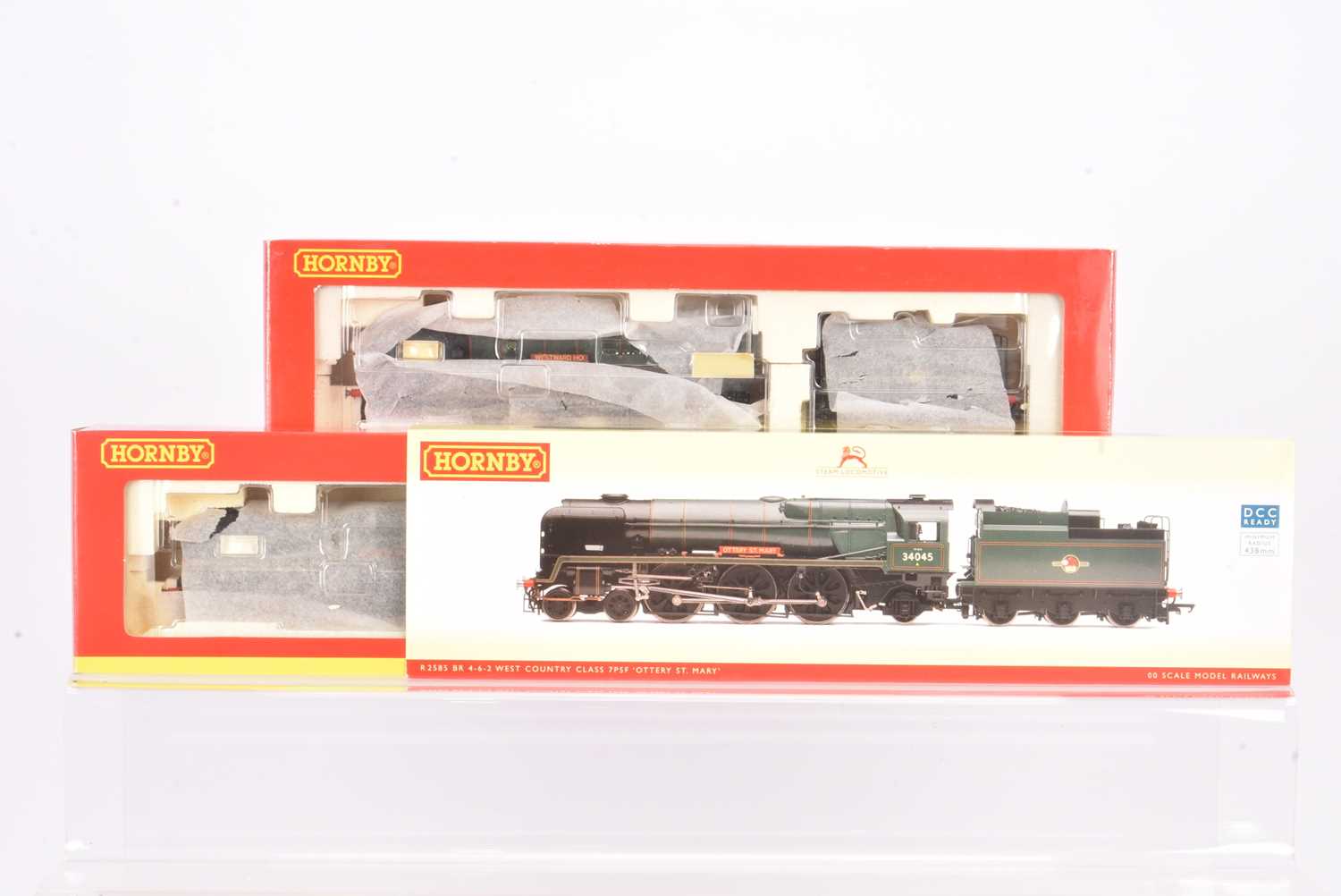 Lot 222 - Hornby 00 Gauge BR green rebuilt West Country Class Locomotives and Tenders