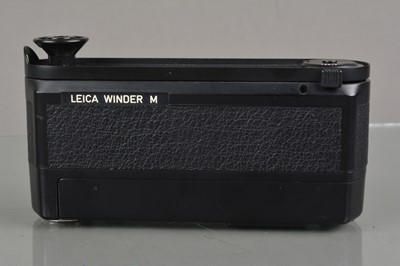 Lot 689 - A Leica Winder M