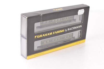 Lot 24 - Graham Farish by Bachmann N Gauge BR Green Two Car DMU