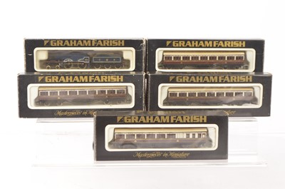 Lot 29 - Graham Farish By Bachmann N Gauge Caledonian Railway Steam Locomotive with Tender and Coaches