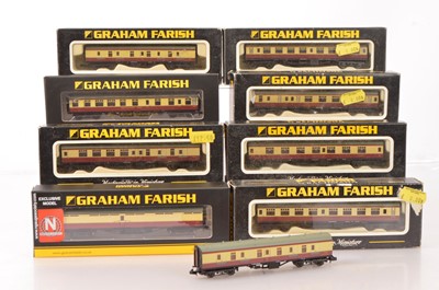 Lot 53 - Graham Farish by Bachmann N Gauge BR Crimson and Cream Coaching Stock (9)