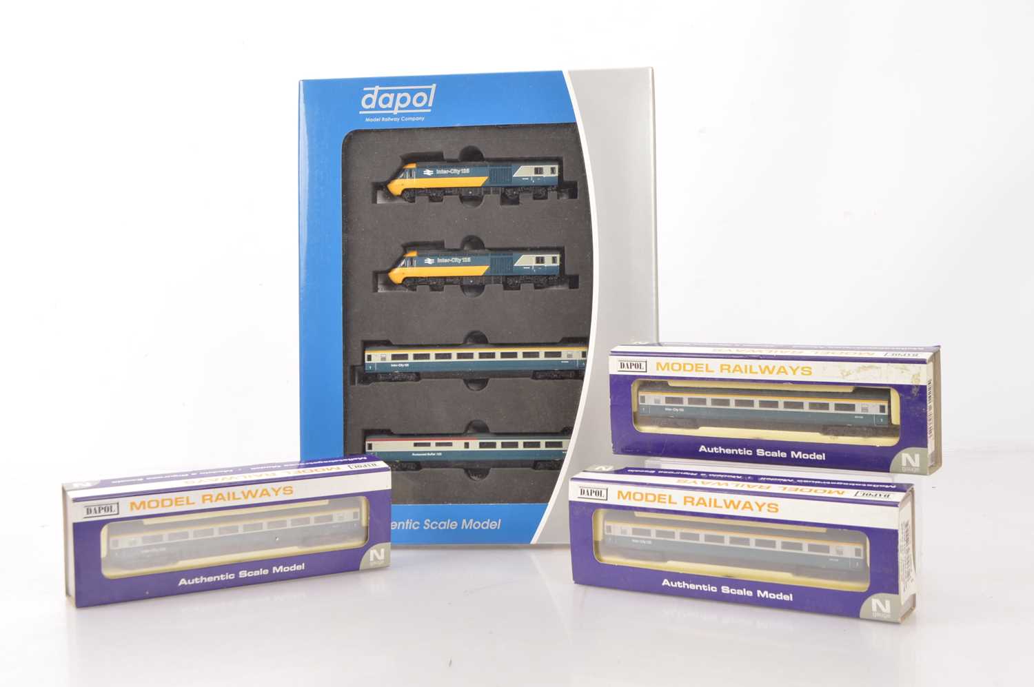 Lot 60 - Dapol N Gauge Intercity 125 Train Pack and Additional Coaches