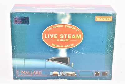 Lot 89 - Hornby 00 Gauge Live Steam 'Mallard' Locomotive and Tender