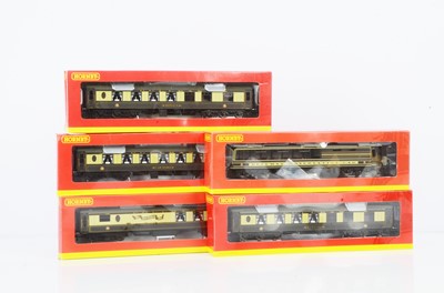 Lot 98 - Hornby China OO Gauge Pullman Coaches (5)