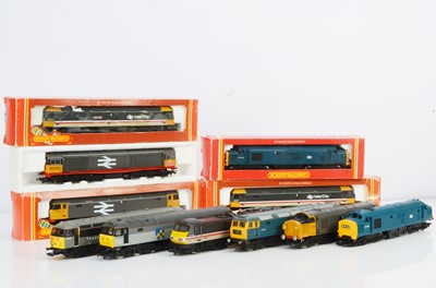 Lot 113 - Hornby Margate OO Gauge Boxed and Unboxed Diesel Electric Locomotives (11)