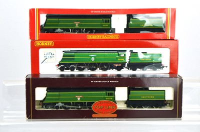 Lot 126 - Hornby OO Gauge SR Bullied Steam Locomotives with Tenders