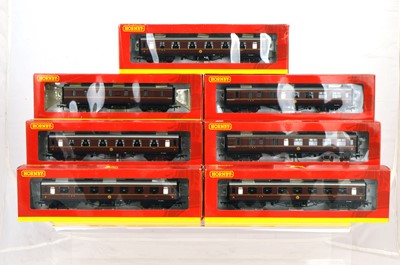 Lot 136 - Hornby China OO Gauge LMS Maroon Coaches (7)