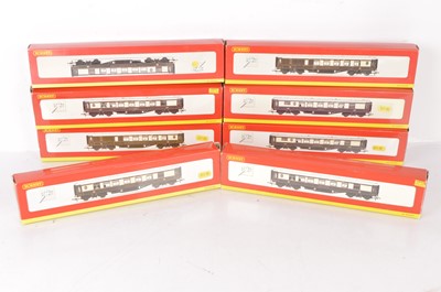 Lot 167 - Hornby China OO Gauge Pullman Coaches (8)