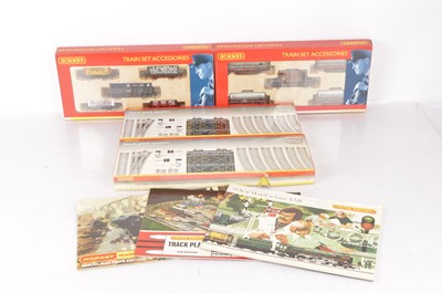Lot 185 - Hornby China OO Gauge Goods Wagon Packs and Track Packs