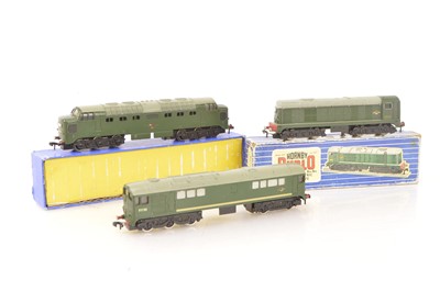 Lot 232 - Hornby-Dublo 00 Gauge 3-Rail BR green Diesel Locomotives