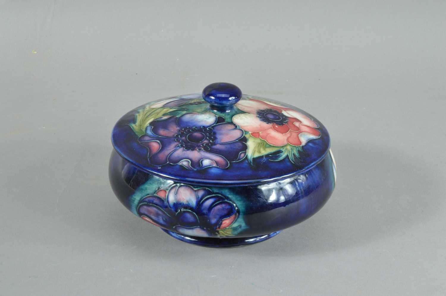 Lot 3 - A Moorcroft pottery bowl and cover