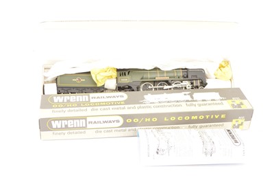 Lot 294 - Wrenn 00 Gauge W2239 BR green West Country Class 34028 'Eddystone' Locomotive and Tender