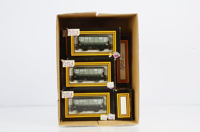 Lot 365 - Dapol OO Gauge Trago Mills Hopper Wagons (11)