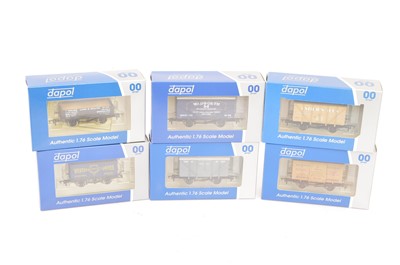 Lot 390 - Dapol Wessex Wagons OO Gauge Special Edition Goods Wagons (6)