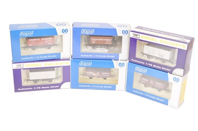 Lot 391 - Dapol Wessex Wagons OO Gauge Special Edition Goods Wagons (6)