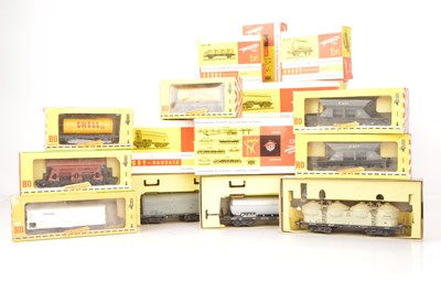 Lot 413 - Fleischmann HO Gauge German Freight Stock (14)