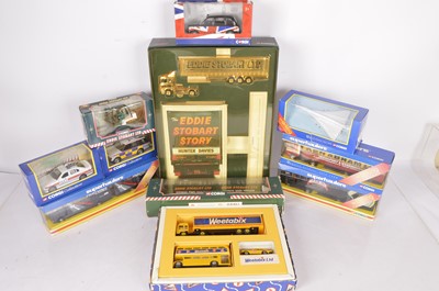 Lot 24 - Modern Diecast and Plastic Haulage and Other Vehicles (18)