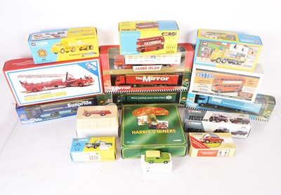 Lot 38 - Modern Vintage and Modern Commercial Fire and Public Transport Models by Corgi (16)