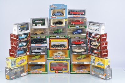 Lot 73 - Modern Diecast Postwar Commercial and Private Vehicles (31)