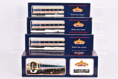 Lot 452 - Bachmann 00 Gauge modern BR Stagecoach South West Trains white/blue/red Class 159 3-Car Diesel Multiple Unit