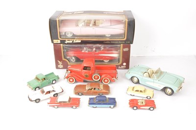 Lot 223 - Modern Diecast 1:18 Scale and Smaller Cars and Motorcycles (32)