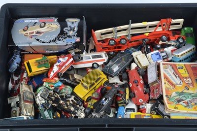 Lot 231 - Vintage and Modern Diecast Vehicles (50+)