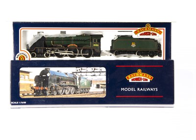 Lot 464 - Bachmann 00 Gauge BR green Lord Nelson Class Locomotives and Tenders