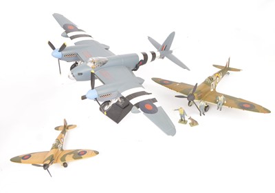Lot 290 - Unboxed Diecast WWII Aircraft