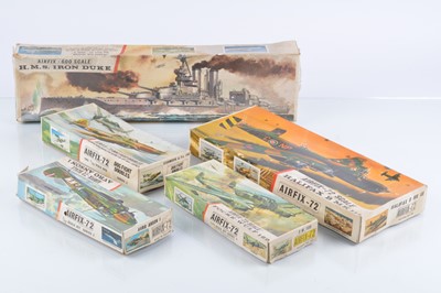 Lot 292 - Vintage Airfix Marine and Aircraft Kits