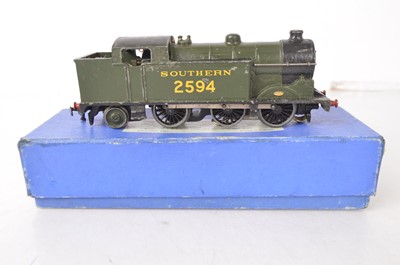Lot 498 - Hornby-Dublo 00 Gauge 3-Rail Southern Olive Green 0-6-2T 2594 Tank Locomotive