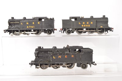 Lot 503 - Three Hornby-Dublo 00 Gauge 3-Rail unboxed modified/repainted LNER black 0-6-2T Tank Locomotives (3)