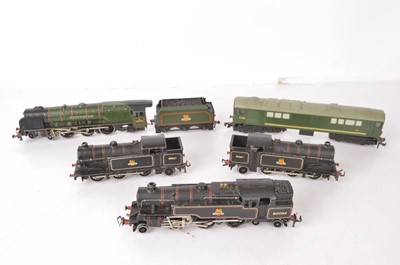 Lot 512 - Hornby-Dublo 00 Gauge 3-Rail unboxed BR Steam and Diesel Locomotives (6 incl Tenders)
