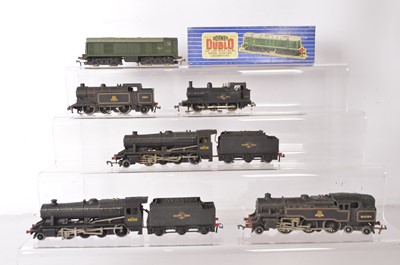 Lot 559 - Hornby-Dublo 00 Gauge 3-Rail BR black Steam and green Diesel Locomotives