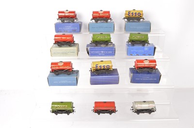 Lot 573 - Hornby-Dublo 00 Gauge 3-Rail Power Royal Daylight and buff ESSO Tank wagons (12)