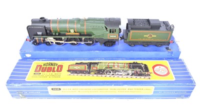 Lot 578 - Hornby-Dublo 00 Gauge 3-rail 3235 BR green West Country Class 34042 'Dorchester' Locomotive and Tender