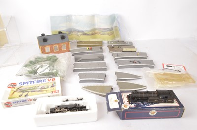 Lot 618 - Assorted 00 gauge scenic accessories buildings wiring  and a dismantled Bachmann Locomotive (qty)