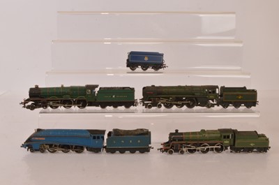 Lot 625 - Tri-ang Hornby Mainline Hornby-Dublo Steam locomotives and tenders (4)