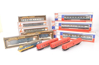 Lot 676 - Hornby Lima Jouef Mainline 00 gauge Diesel Locomotives Multiple units and coaches (12)