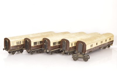 Lot 801 - A rake of Five 2" Gauge wooden-bodied GWR Coaches (5)