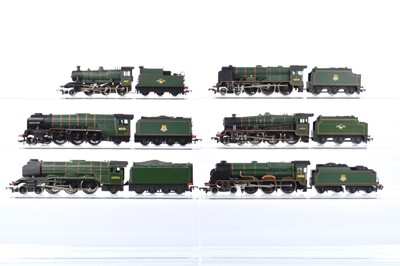 Lot 658 - Bachmann Mainline Hornby 00 gauge Steam Locomotives and tenders (6)
