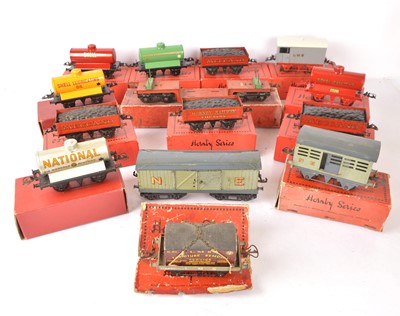 Lot 712 - Hornby 0 Gauge 'T3-base' and later Goods Stock (14)