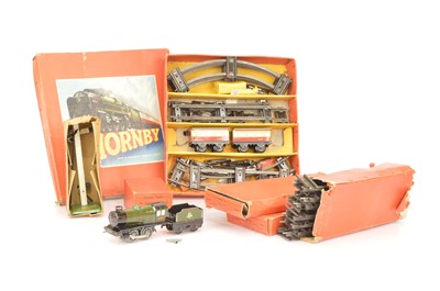 Lot 733 - A Hornby 0 Gauge clockwork No. 21 Train Set with additional track and signal (6 boxes)