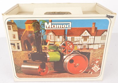 Lot 809 - A boxed Mamod Live Steam SR1a Steam Roller