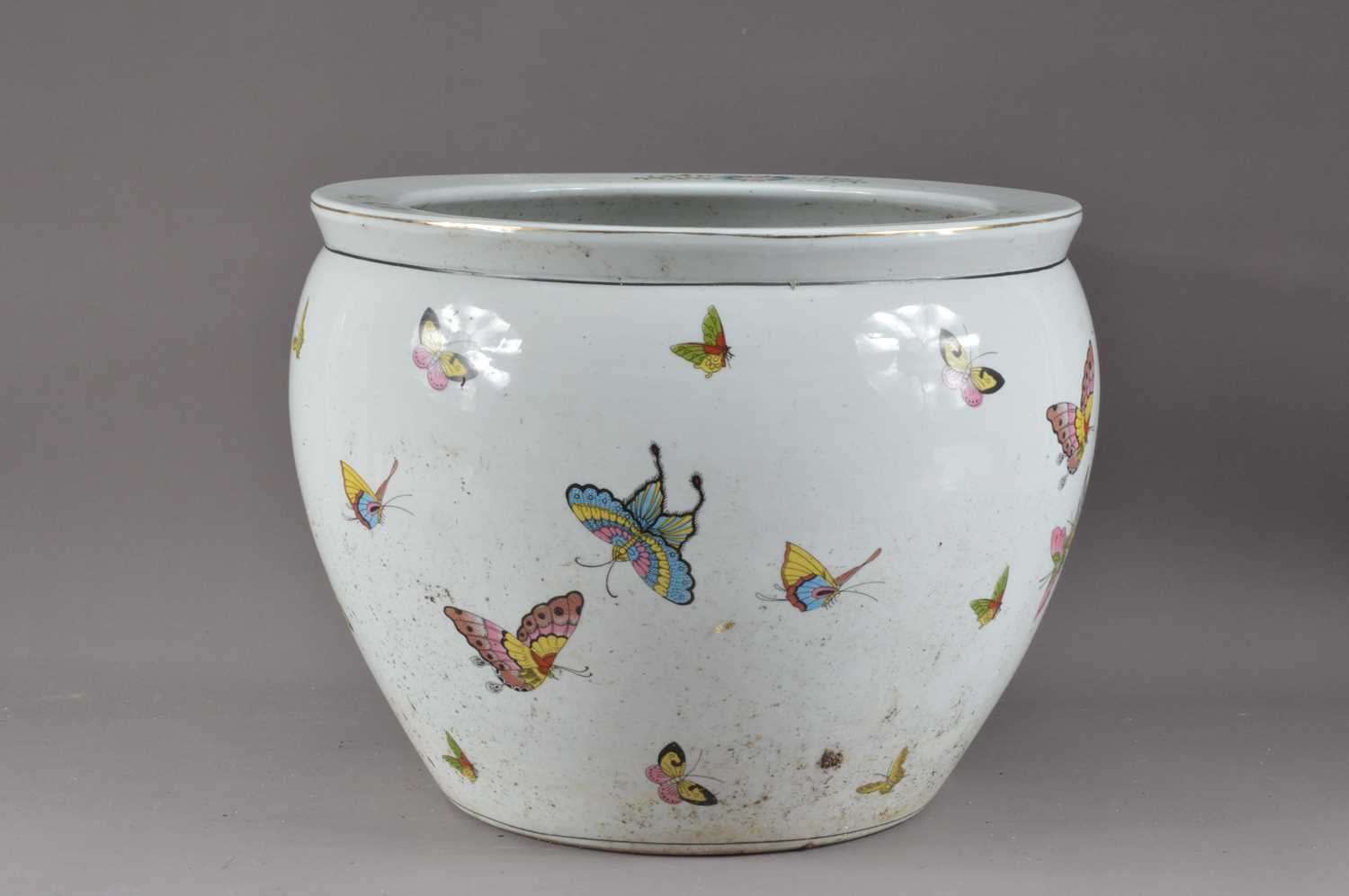 Lot 190 A 20th Century Chinese Ceramic Fish Bowl   20132 0 Medium 