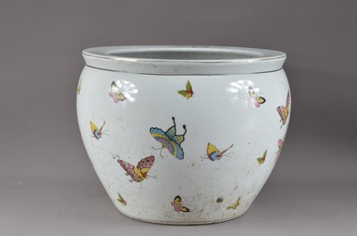 Lot 190 - A 20th century Chinese ceramic fish bowl