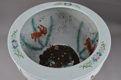 Lot 190 - A 20th century Chinese ceramic fish bowl