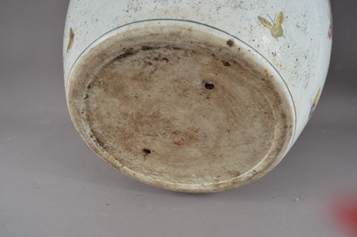 Lot 190 - A 20th century Chinese ceramic fish bowl